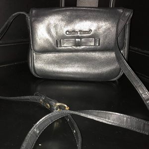 Vintage Carolina Herrera shoulder bag